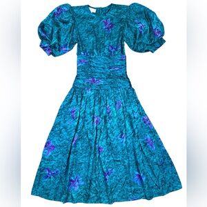 Vintage Valerie Stevens 100% Pure Silk 80’s Turquoise & Purple Floral Dress